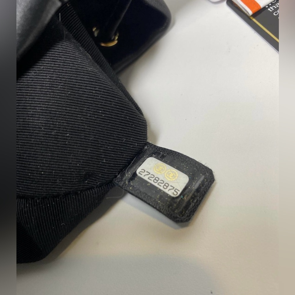 Chanel quilted black backpack - Picture 9 of 11